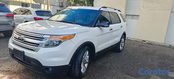 jeepetas y camionetas - Vendo Ford Explorer 2013 15