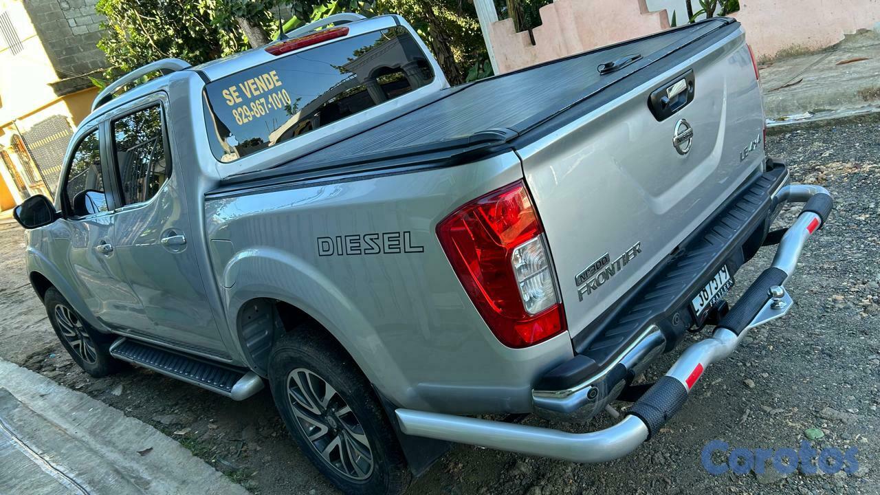 jeepetas y camionetas - Nissan frontier 2019 3