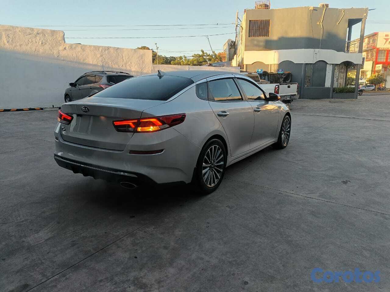 carros - KIA K5 2020 GRIS 12