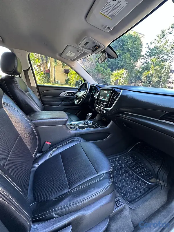 jeepetas y camionetas - CHEVROLET TRAVERSE LT 2018 10