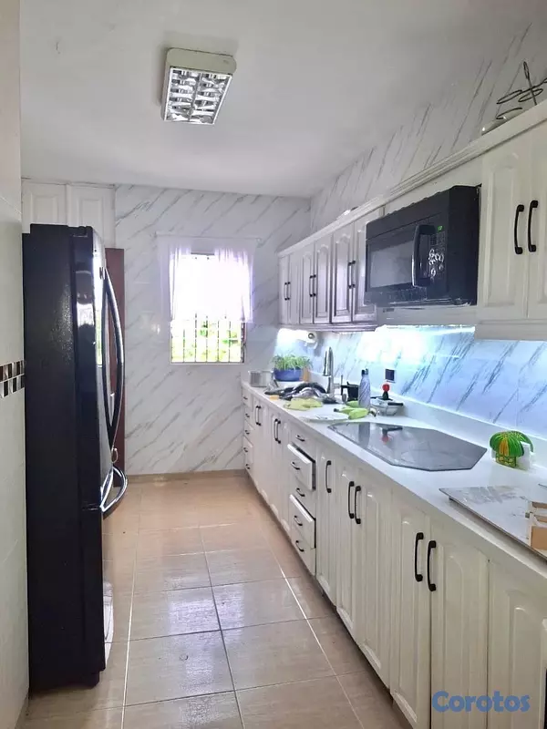 apartamentos - vendo renacimiento pis 5 dos habitaciones balcón parqueo dos baños área de lavad 4
