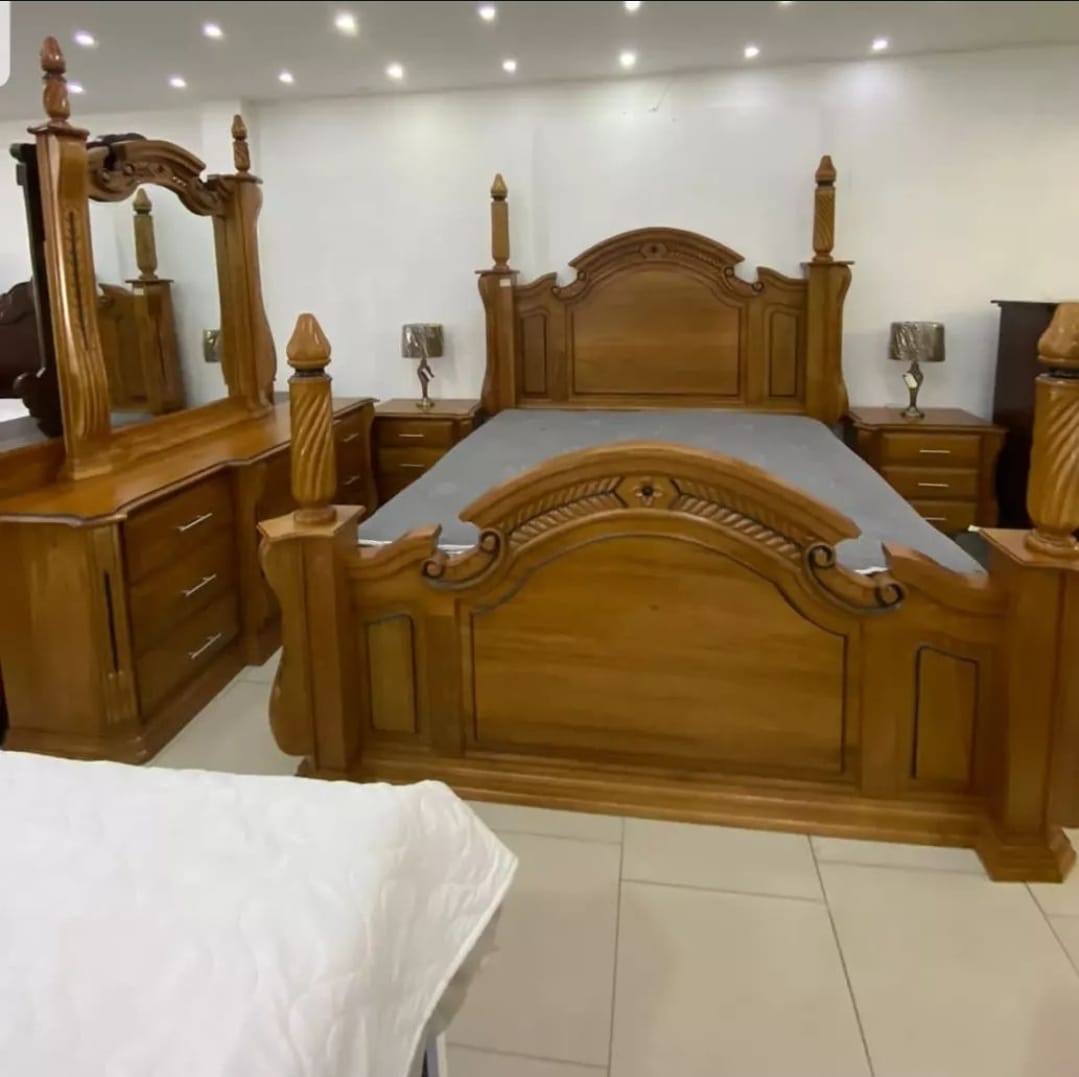 muebles y colchones - Juego de habitación en madera  0