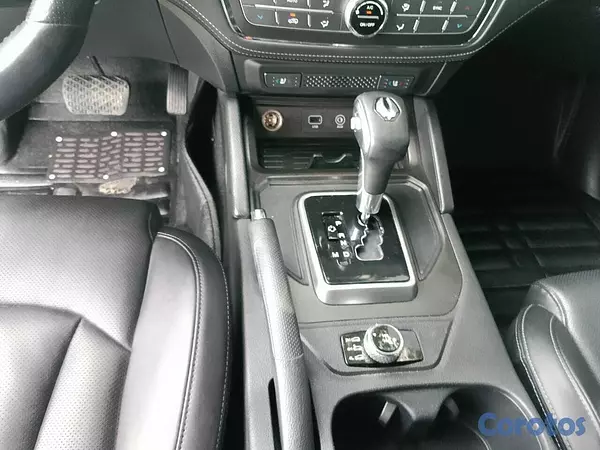 jeepetas y camionetas - KGM REXTON 2019 GRIS OSCURO DIESEL 6