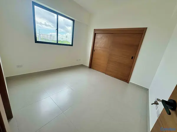 apartamentos - Rento apartamento sin amueblar en Naco Dos parqueos Cuarto de servicio  2