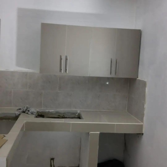 cocina - Gabinetes de 2,3,4,5,6,7 y 8 puertas disponibles para entrega inmediata 3