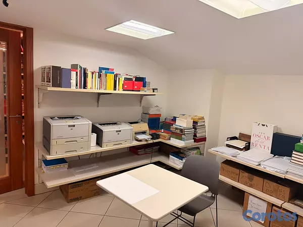 oficinas y locales comerciales - ALQUILO Local de OFICINAS (2 Niveles) en el Ensanc 6