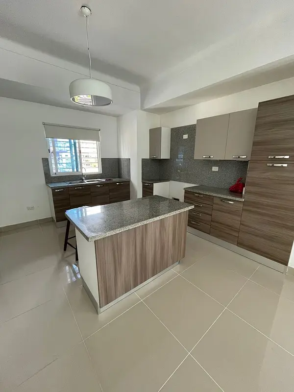 apartamentos - Se vende apartamento tipo Loft en Evaristo Morales 2
