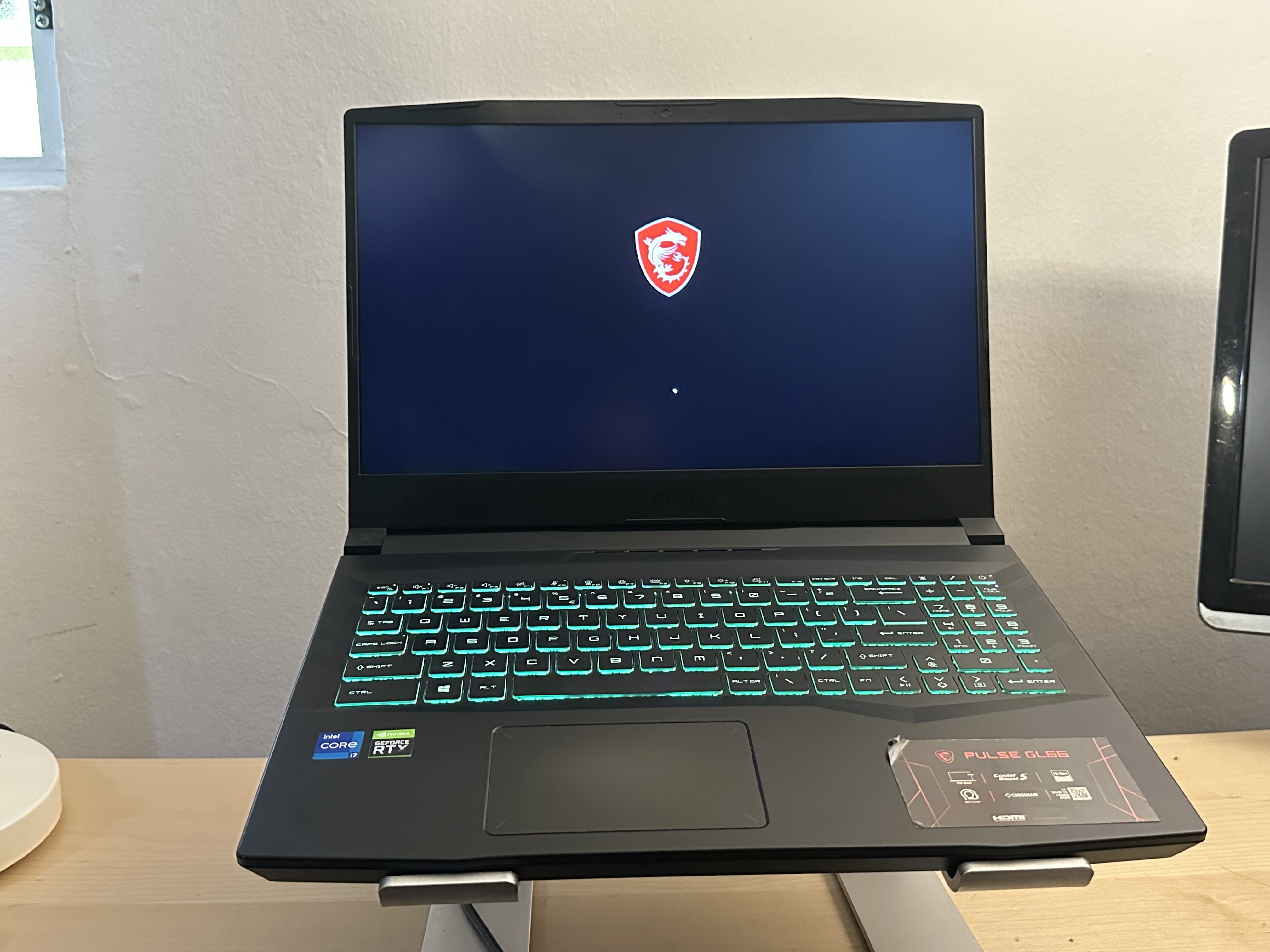 computadoras y laptops - Gaming Laptop MSI Pulse GL66 RTX 3070 0