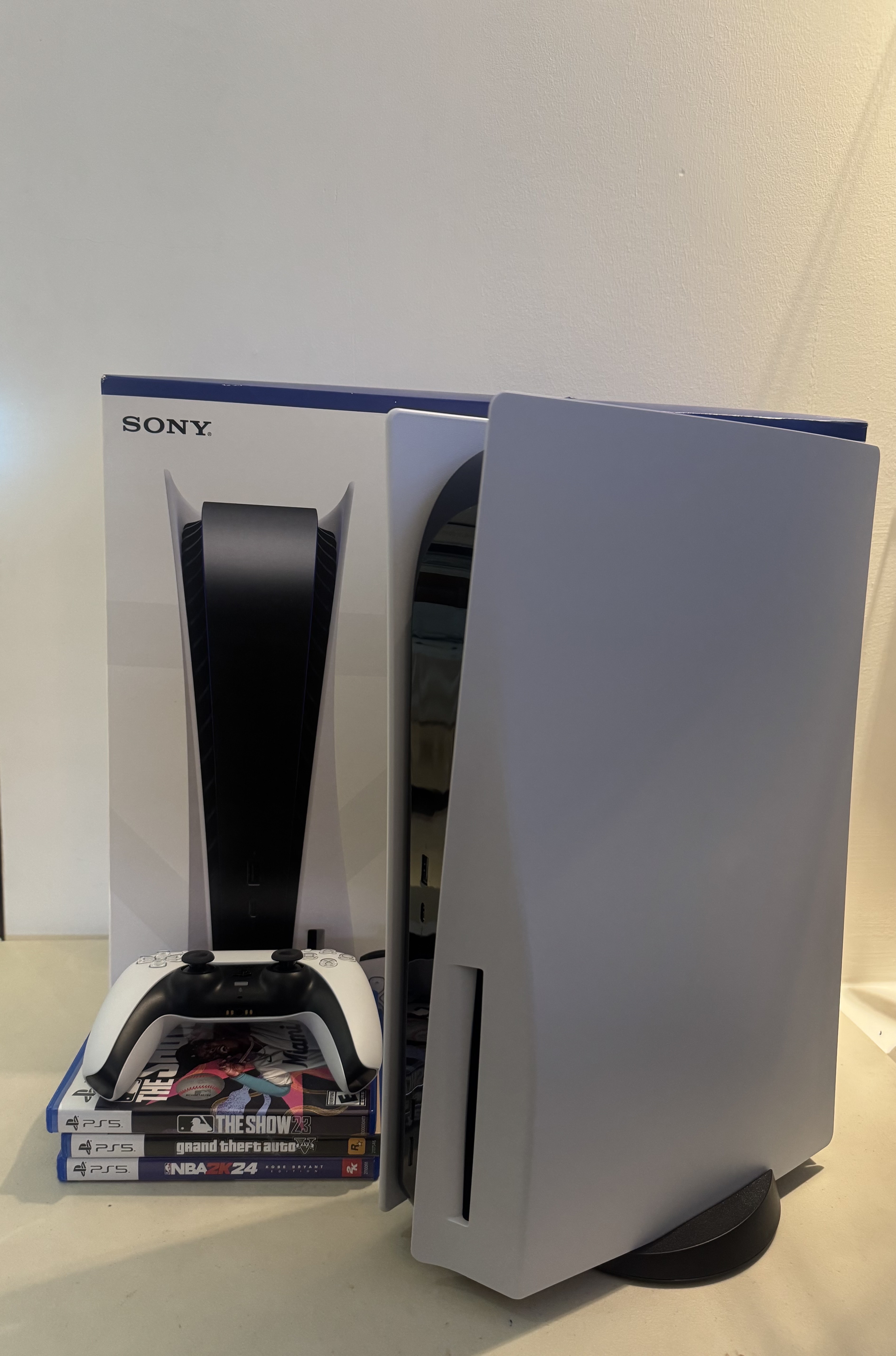 consolas y videojuegos - Vendo Play Station 5 Versión de Disco