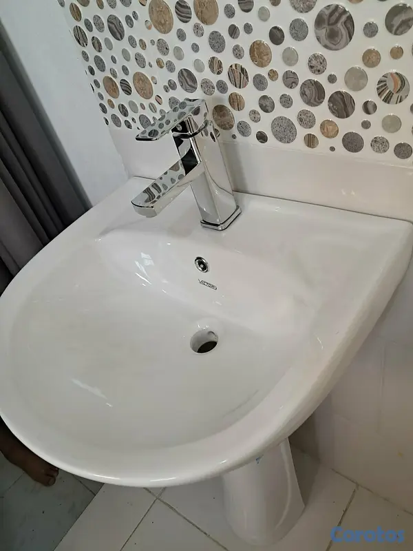 decoración y accesorios - Combos inodoro y lavamanos nuevo  incluye  llave $ 3