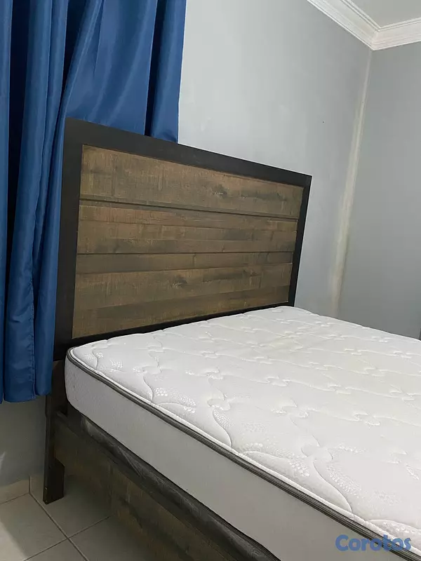 muebles y colchones - Cama Queen Size como nueva 7