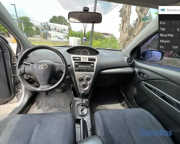 carros - Toyota Yaris 2006 Americano 6
