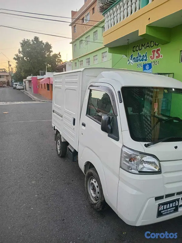 jeepetas y camionetas - Camioneta hitje  6