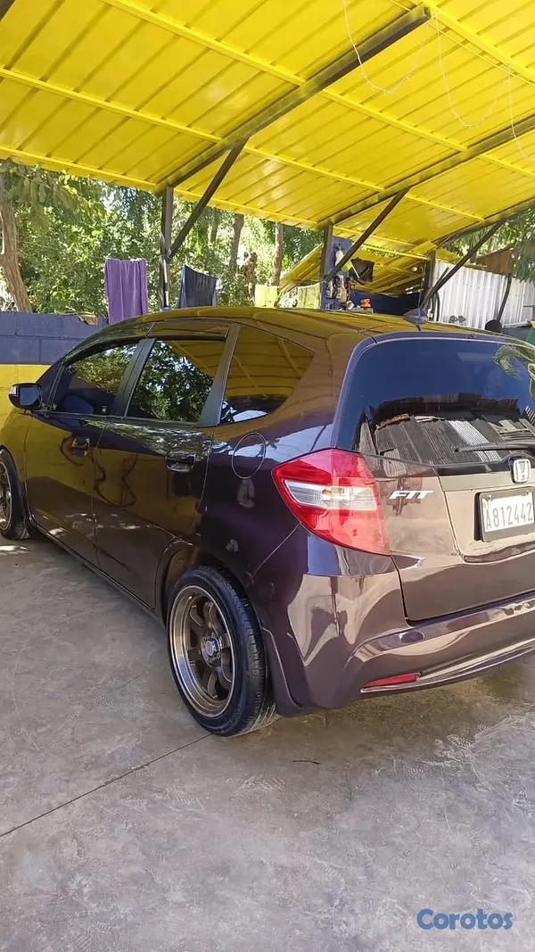 carros - honda fit 2013 como nueva título 
 3