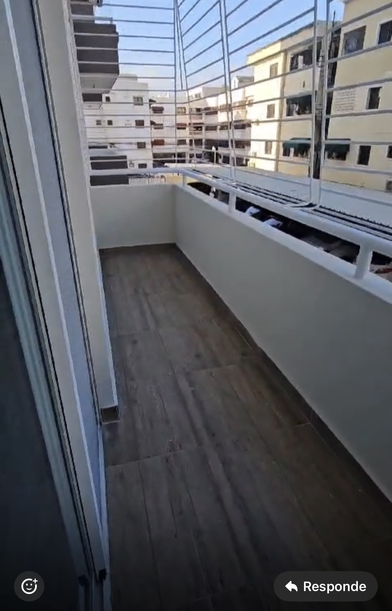 apartamentos - Alquiló segundo nivel en el millón tres hab 2.5 ba 2