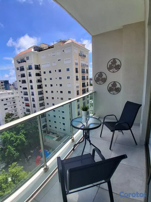apartamentos - Apartamento Amueblado en piantini    US$ 2,500  (2 3