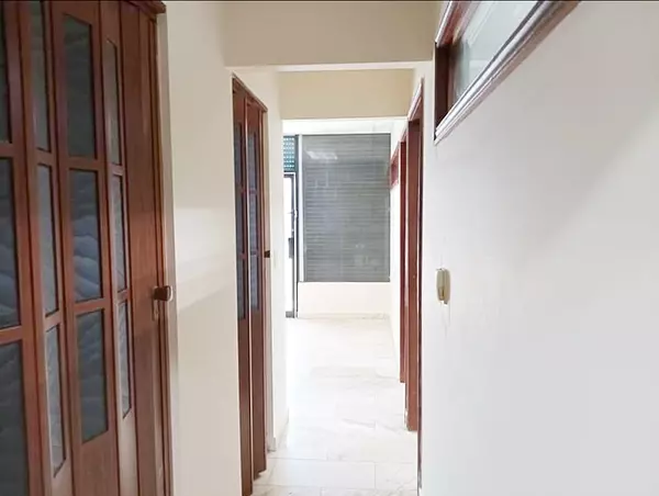 oficinas y locales comerciales - Local en los prados  7