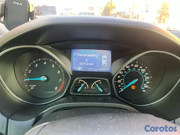 carros - Carro Ford Focus  11