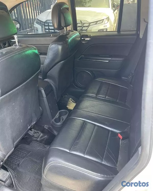 jeepetas y camionetas - JEEP COMPASS LIMETED 2010 7