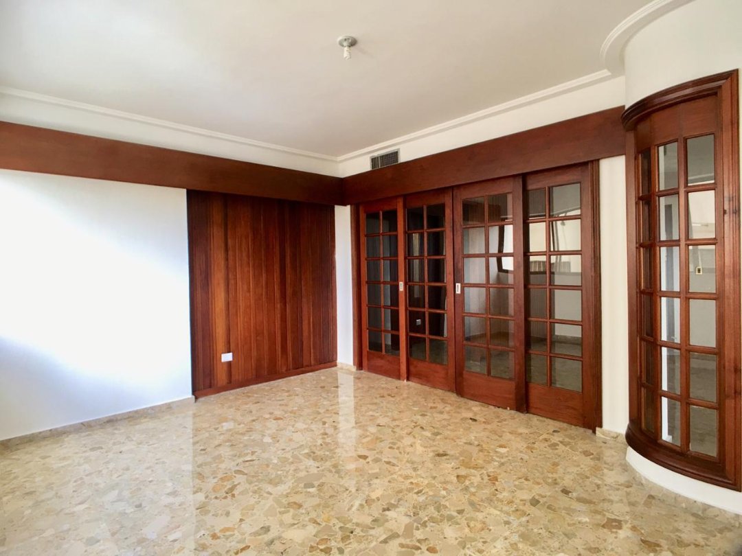 apartamentos - Majestuoso apartamento en la anacaona en alquiler 2