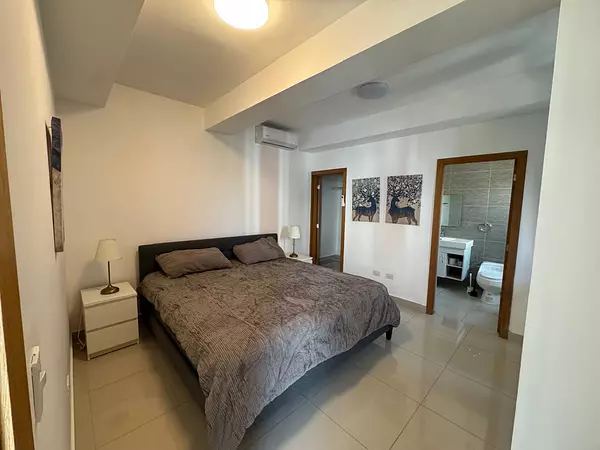 apartamentos - ALQUILER APARTAMENTO AMUEBLADO DE 2 HABITACIONES – SECTOR BELLA VISTA 4