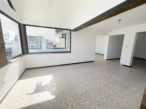 casas - Venta propiedad comercial en el millon 4