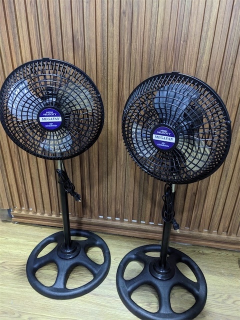 aires acondicionados y abanicos - Abanico pequeño de pedestal 3