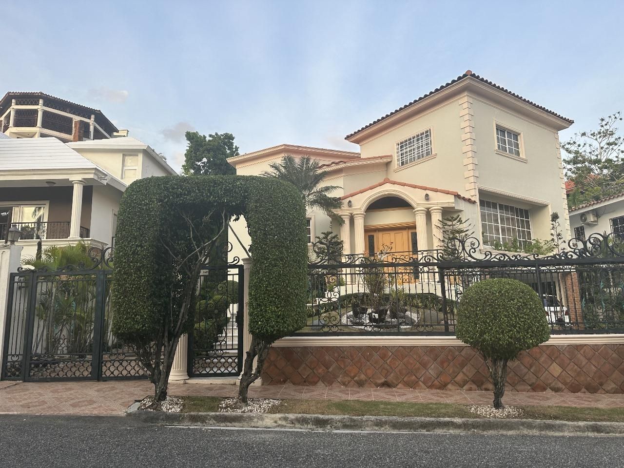 casas - Casa en venta arroyo hondo lll 