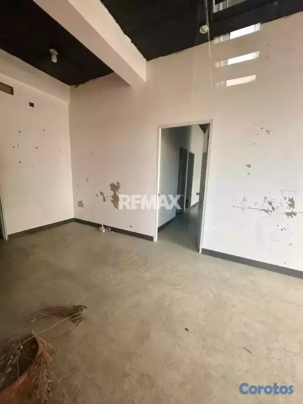 oficinas y locales comerciales - Local comercial de 225mt2 en alquiler en Bella Vis 7