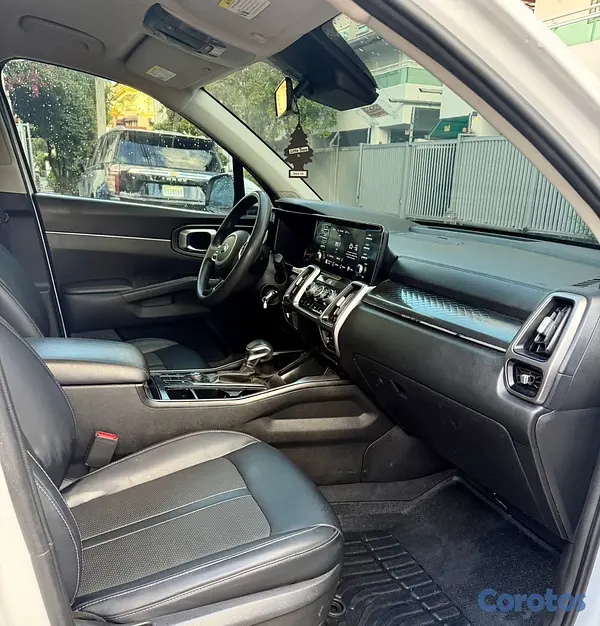 jeepetas y camionetas - Kia Sorento LX 2022 7
