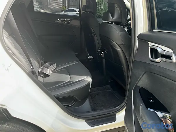 jeepetas y camionetas - sportage Luxury 2023 7