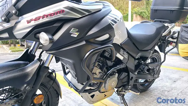 motores y pasolas - Suzuki V-Strom 650 2017  6
