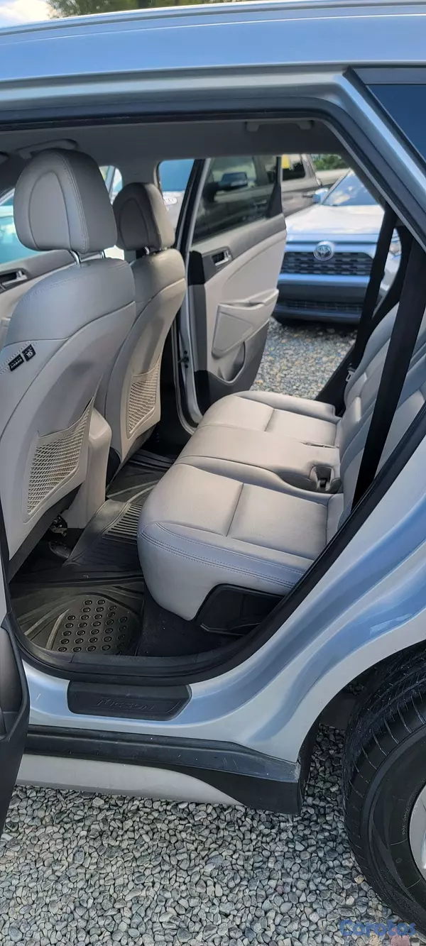 jeepetas y camionetas - HYUNDAI TUCSON 2018 6
