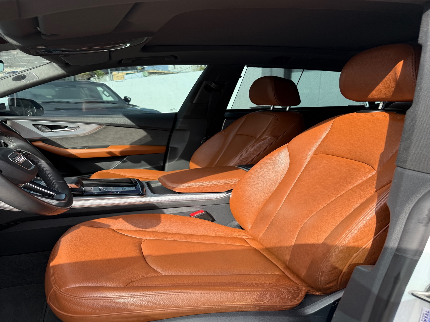jeepetas y camionetas - Audi Q8 S-line 2019 como Nueva!!! 5