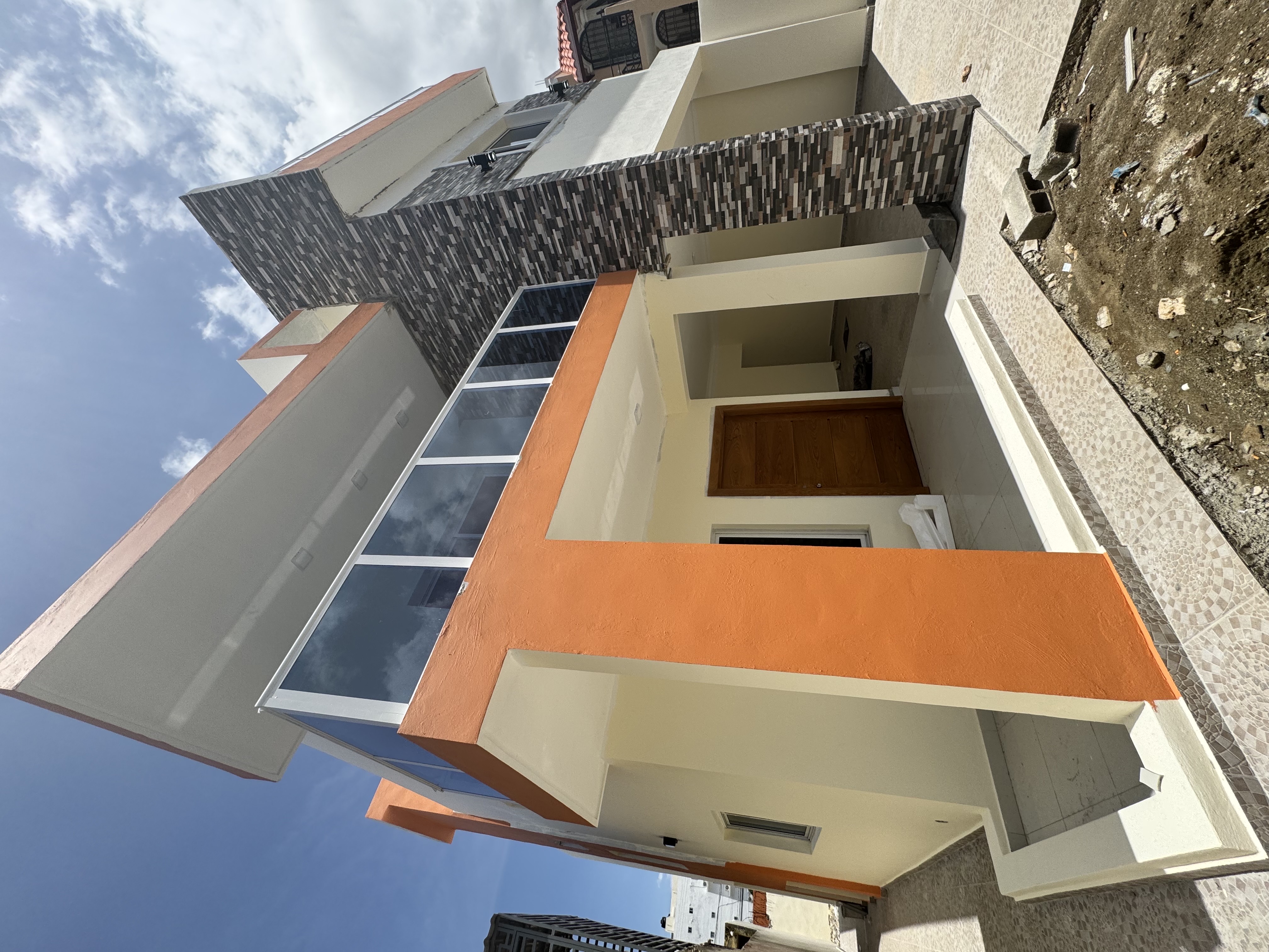 casas - venta de casa lujosa en la autopista de san isidro prado oriental  4