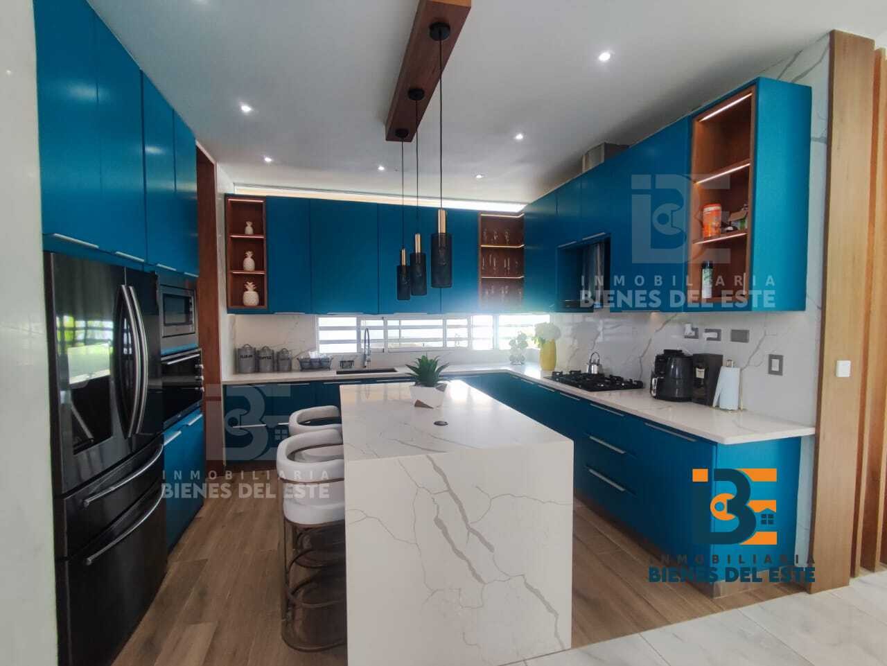 casas - Vendo Moderna Casa Con Finos Espacios y los Más altos Estándares de Lujo y Calid 2