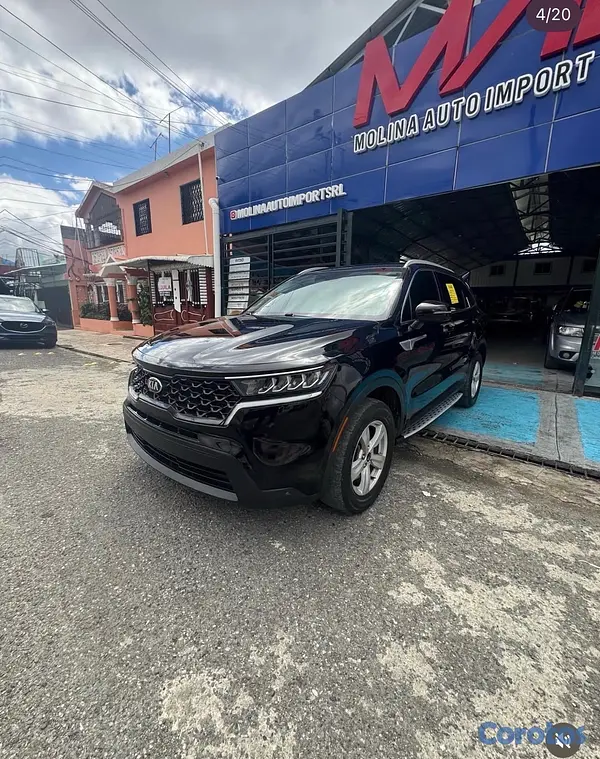 jeepetas y camionetas - Kia Sorento LX 2021 4