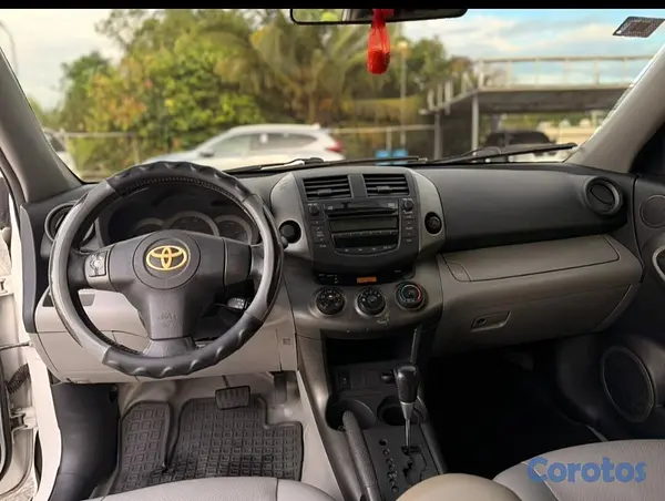jeepetas y camionetas - 2009 Toyota Rav4 4x4  3