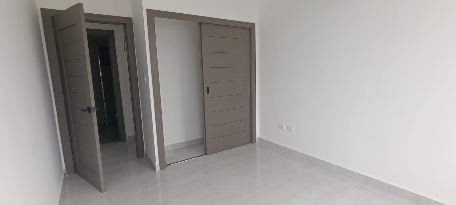 apartamentos - Bella Vista en Lujosa torre apartamento de 2hab 8