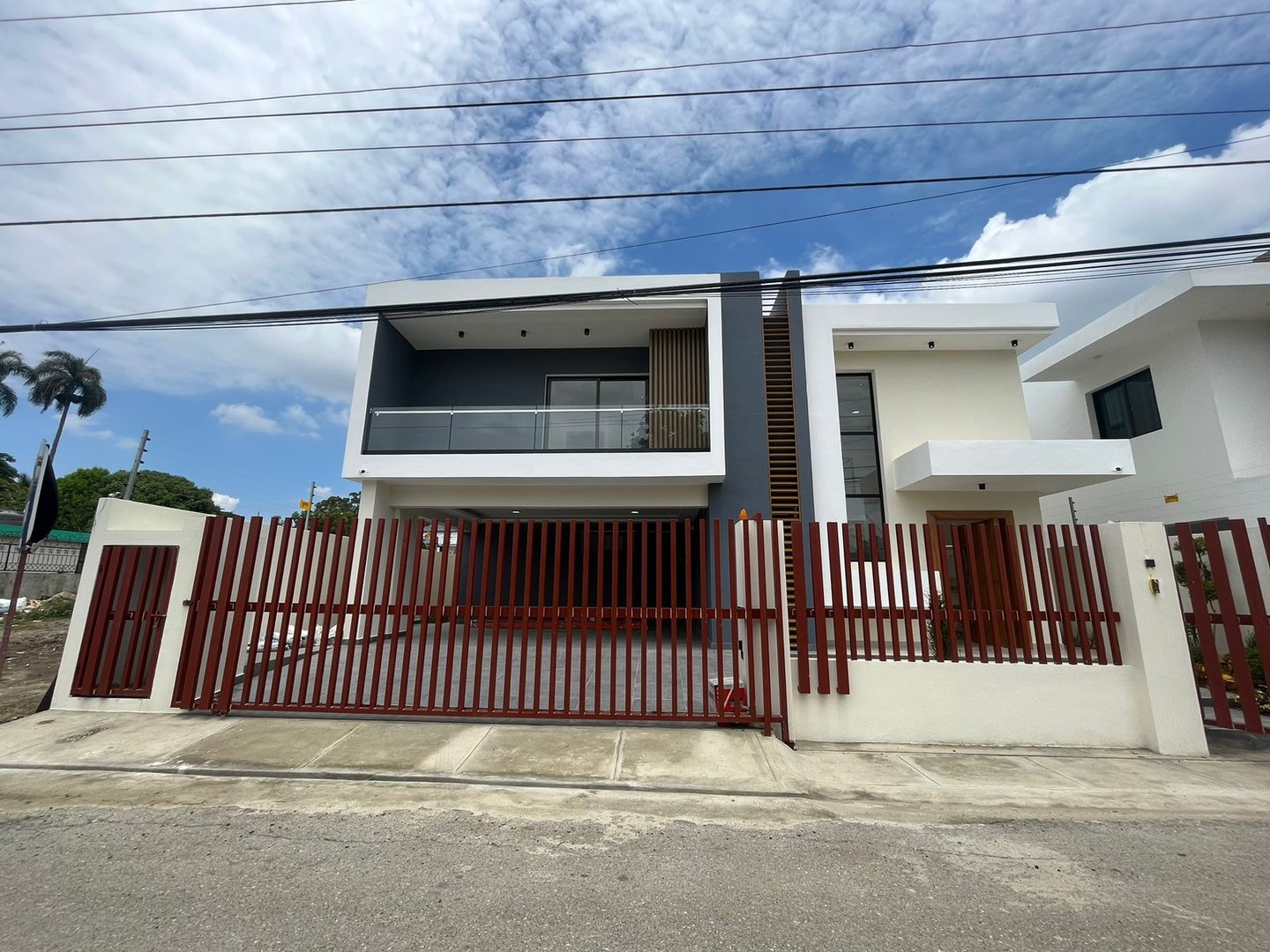 casas - Preciosa Casa Recien Construida en Proyecto Cerrado 