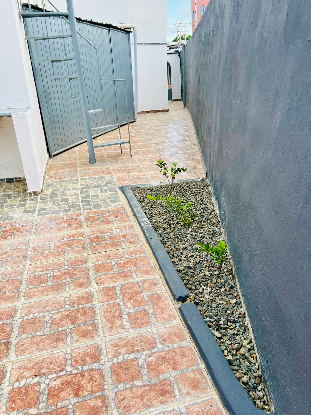 casas - CASA EN VENTA EN LA CHARLES DE GAULLE CON MELLA 4