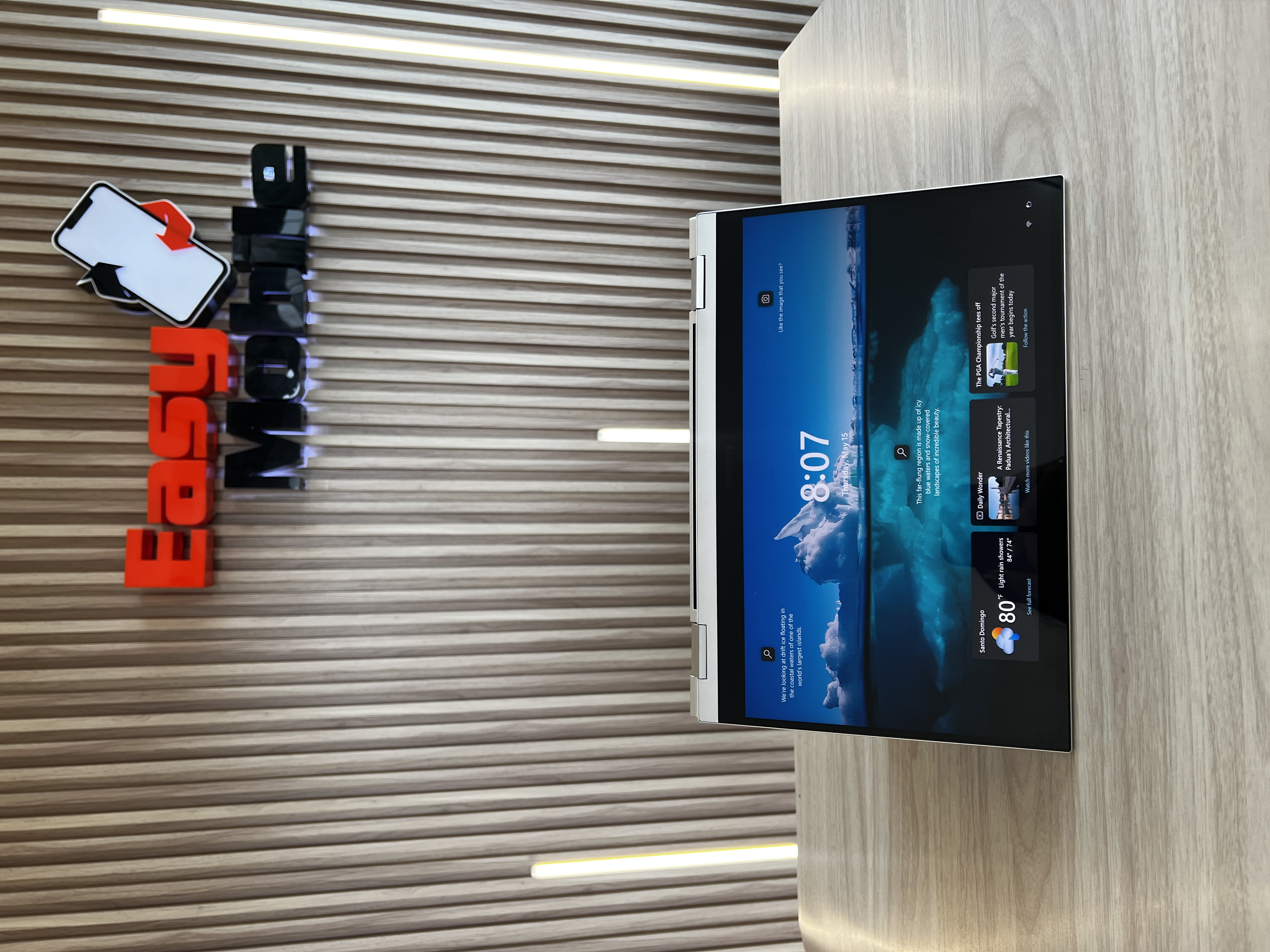 computadoras y laptops - BOOK ALPHA 13.3" 360 i5 8/256 INTEL GRAPHICS UHD 2