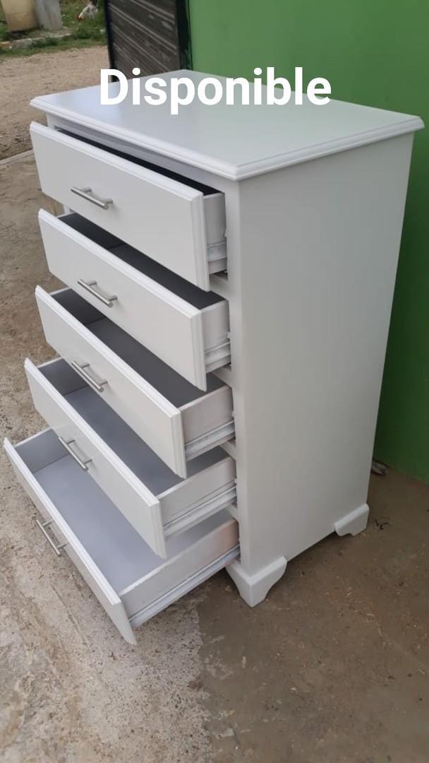 muebles y colchones - Biuro de cinco gavetas en madera color blanco  1