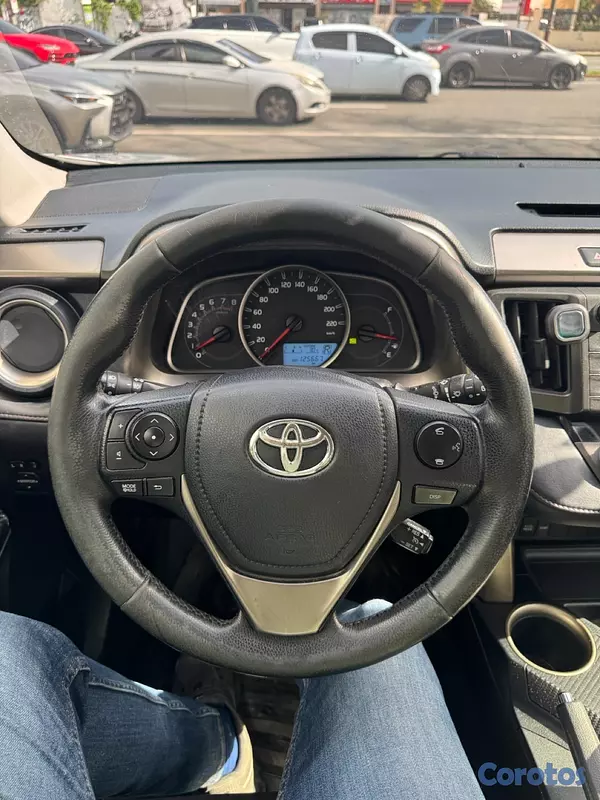 jeepetas y camionetas - Toyota Rav4 Limited 4x4 2014
 11