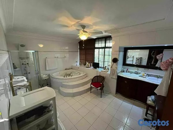 casas - Casa en venta - Cuesta Brava 5