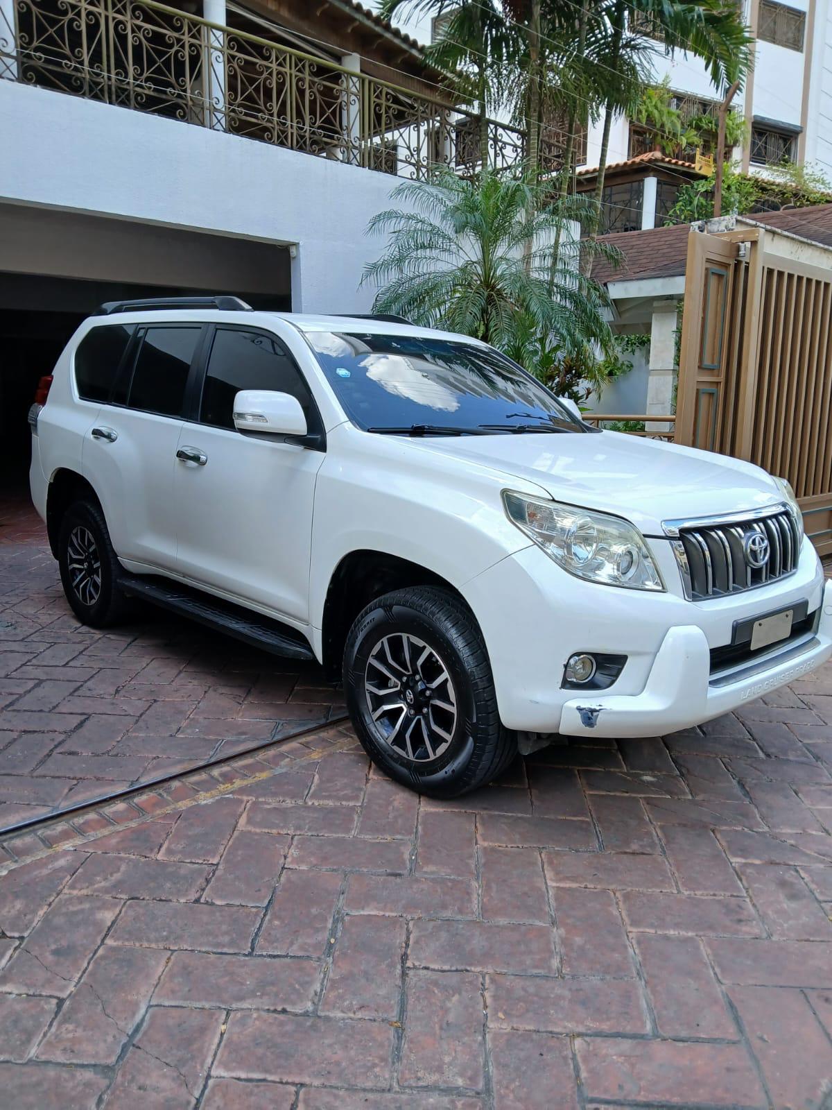 jeepetas y camionetas - Toyota land cruicer prado 2010 2