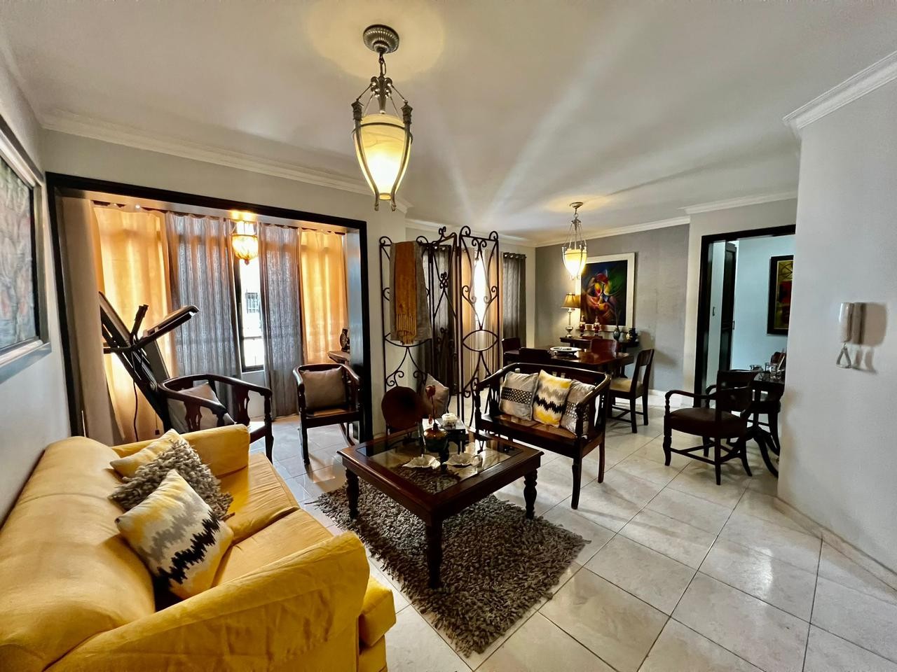 apartamentos -  apartamento en la Urb. RENACIMIENTO 115 mts22 HabUS  7