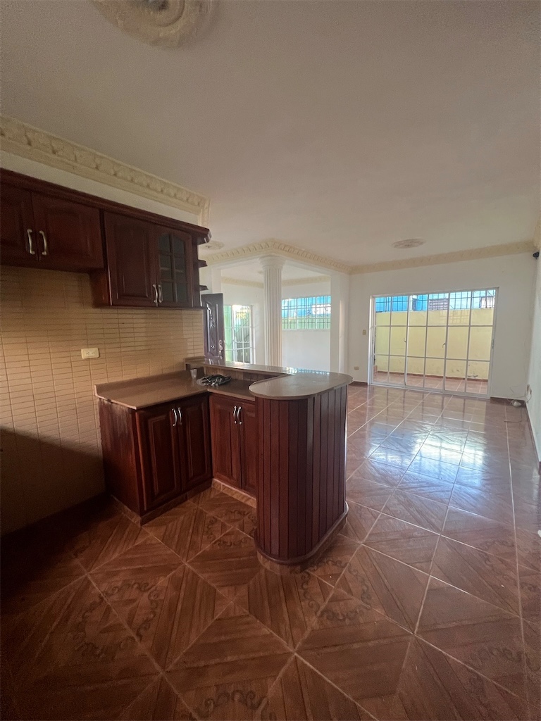 casas - Venta de casa en la Autopista de San Isidro Prado Oriental Santo Domingo  7