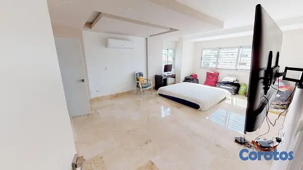 apartamentos - ¡ EN NACO SE VENDE  AMPLIO APARTAMENTO EN PISO COMPLETO! 4