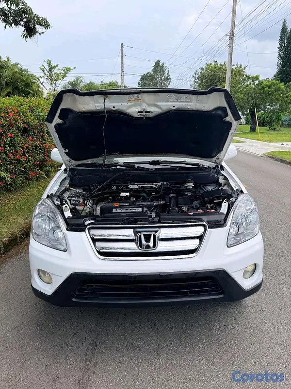jeepetas y camionetas - Honda crv ex 2006 8